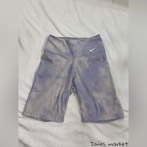 NIKE x DRI-FIT Mid Rise White & Blue Tie-Dye Bike Shorts/US XS
